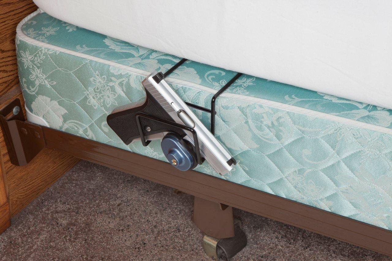 Rack'em - 6060 - Bed Buddy Single Pistol Holder 